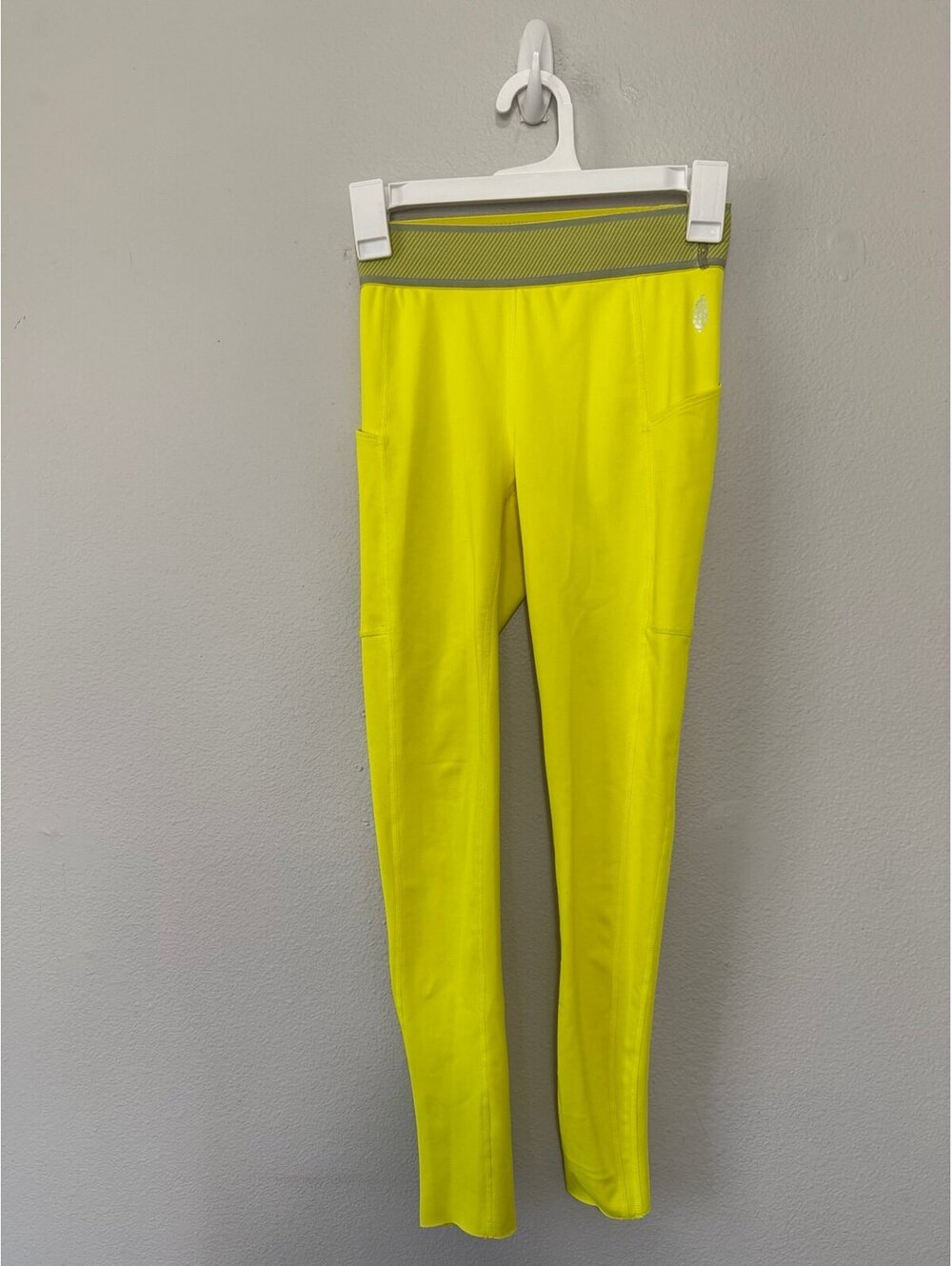 Free people movement leggings size XS